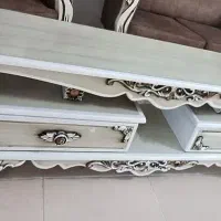 میز تلویزیون سلطنتی زیبا