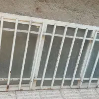 پنجره آهنی