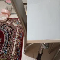 میزناهارخوری|میز و صندلی غذاخوری|میانه, |دیوار