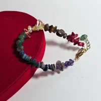 دستبند های سنگی و ۷ چاکرا