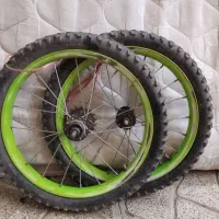 لاستیک دوچرخه کاملا سالم