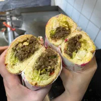 نیروی آماده ساز و کمک آشپز در ساندویچی|استخدام خدمات فروشگاه و رستوران|رشت, فلسطین|دیوار