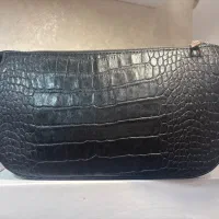 فروشنده خانم کیف و کفش