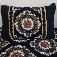 بالشت و پشتی و کناره