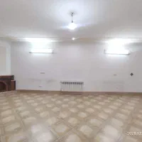 خانه بزرگ دلباز سه خواب طبقه اول