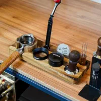 تولید استند اکسسوری چوبی و پلاستیکی ست اکسسوری