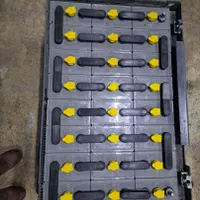 فروش انواع باطری لیفتراک استاکر ریچتراک