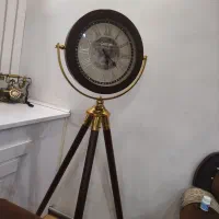 ساعت ایستاده