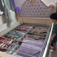 تخت دونفره جکدار به همراه میز آرایش|تخت و سرویس خواب|تهران, گلچین|دیوار
