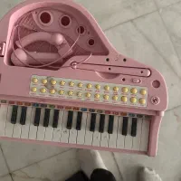 پیانو صورتی بچه گانه