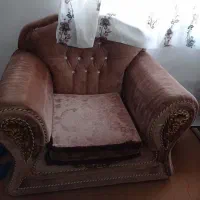 میز غذا خوری ۴ نفره و مبل راحتی ۷ نفره