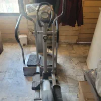 دستگاه پلت‌فرم لرزشی خانگی و دوچرخه|تجهیزات ورزشی|مشهد, احمدآباد|دیوار