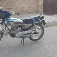 موتور ۱۲۵ پرواز