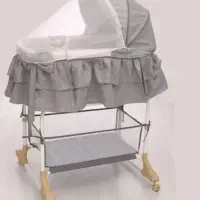 گهواره تخت|تخت و صندلی بچه|قدس, شهر‌قدس|دیوار