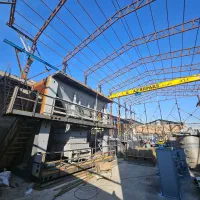 نقاش و جوشکار