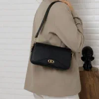 کیف دوشی کاربردی شیک زیبا