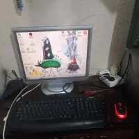 دو عدد کامپیوتر با تجهیزات رم 8و رم4بابازی