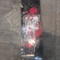 یک عدد دک اسکیت برد