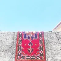 دستباف و کاملا دست ساز از ریسیدن تا رنگ طبیعی.
