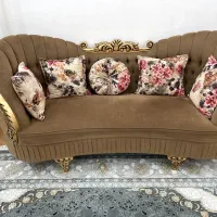 مبل ۸ نفره تمیز و زیبا