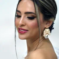 ۵۰درصد تخفیف ویژه ی میکاپ و شنیون|خدمات آرایشگری و زیبایی|کرج, عظیمیه|دیوار