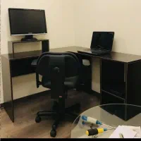 میز کامپیوتر به شکل L