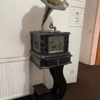 گرامافون ۵کاره به همراه میز