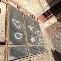 در حیاط ماشین رو|مصالح و تجهیزات ساختمان|آبدانان, |دیوار