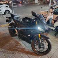 R25 Yamaha