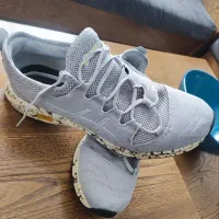 کتونی بروکس و اسیکس