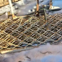 درب زنبوری و کرکره قدیمی