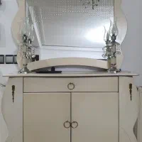آینه و کنسول کاملا نو|بوفه، ویترین، کنسول|زرگرشهر, |دیوار