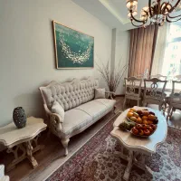 فروش بدلیل مهاجرت|مبلمان خانگی و میز عسلی|تهران, صادقیه|دیوار