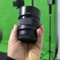 لنز سونی ۵۰ فیکس ۱.۸