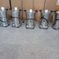 آبمیوه گیری خانگی و صنعتی