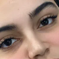تخفیف کاشت مژه