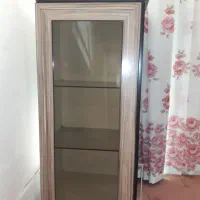 کابینت ویترینی بدنه فلز نما MDF