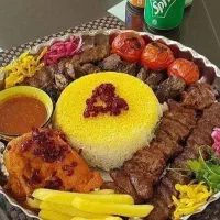 استخدام تعدادی نیرودرکافه رستوران با امکانات رفاهی