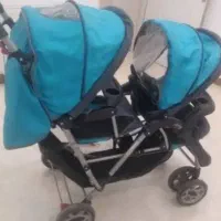 کالسکه خارجی دوقلو