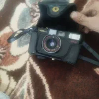 دوربین قدیمی سالم یاشوکاباکیف فابریکی وبندگردنی|دوربین عکاسی و فیلم‌برداری|گلبهار, شهر جدید گلبهار|دیوار