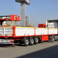 کشنده تریلی لبه دار آماده همکاری بار ارگان ها