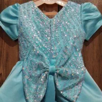 لباس و کفش بچگانه ۲۰۰ تومن|کفش و لباس بچه|رشت, معلم|دیوار