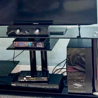 زیر تلویزیون