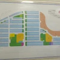 زمین محله ۹/ بر۱۸ متری/ تجاری دارد