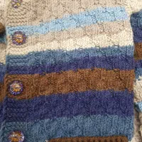 بلوز به همراه کلاه، دست بافت نو و تمیز