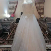 لباس عروس|لباس|اندیشه, اندیشه فاز ۱|دیوار