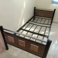 تخت یک نفره