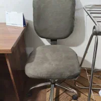 صندلی کامپیوتر و مطالعه