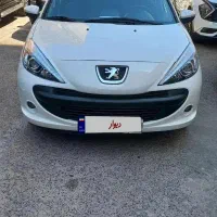 207 اتومات سفید 1402 و دنده مشکی 1403|خودرو سواری و وانت|تبریز, |دیوار