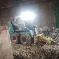 مینی لودر بابکت و پیکور توماس خاور و نیسان